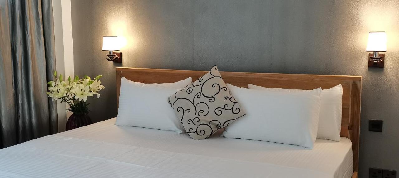 Endlessblue Resort Kalametiya ภายนอก รูปภาพ